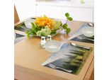 Tovagliette Abakuhaus Wald, Abeti Su Un Prato Tra Pendii Con Boschi Di Conifere Nella Nebbia Prima Dell'alba, Tiscjdeco In Tessuto Resistente Al Lavaggio Per La Sala Da Pranzo E La Cucina, Bianco Verde