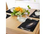 Tovagliette Abakuhaus Galaxis, Universo A Spirale In Un Campo Di Stelle - Tema Astronomico - Stampa Spazio Profondo, Tiscjdeco In Tessuto Resistente Al Lavaggio Per Sala Da Pranzo E Cucina, Viola Beige Nero