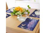 Tovagliette Abakuhaus Luna, Cielo Nuvoloso Illustrazione Della Luna E Delle Stelle Nella Notte Cosmica Universo Stampa, Tiscjdeco In Tessuto Resistente Al Lavaggio Per La Sala Da Pranzo E La Cucina, Viola Giallo