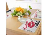 Abakuhaus 60° Compleanno Tovagliette, Tema Festa Hot E Sexy Con Rossetto Mark Kiss Me Ich Bin 60 Immagine Citazione, Tiscjdeco In Tessuto Resistente Al Colore Per Sala Da Pranzo E Cucina, Nero E Rosso