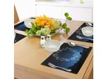Tovagliette Abakuhaus Astrology, Segni Zodiacali Fugaci In Ombre Night Dark Sky Nella Foresta, Stampa Artistica, Tiscjdeco In Tessuto Resistente Al Lavaggio Per La Sala Da Pranzo E La Cucina, Blu Scuro E Bianco