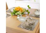 Abakuhaus Tovagliette In Legno Con Motivo A Ruota Di Carro, Vecchia Facciata Rurale Con Ruota Tradizionale, Tiscjdeco In Tessuto Resistente Al Colore Per La Sala Da Pranzo E La Cucina, Marrone Chiaro
