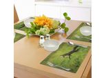 Tovagliette Abakuhaus Con Volpe, Volpe Rossa Che Salta, Che Corre Veloce Sull'erba Verde Fresca, Cane Selvatico Intelligente, Tiscjdeco In Tessuto Resistente Al Lavaggio Per La Sala Da Pranzo E La Cucina, Verde Marrone