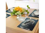 Tovagliette Abakuhaus Terra, Pianeta Circondato Da Maestose Nuvole. Drammatica Veduta Aerea Dell'ambiente Terrestre, Tiscjdeco In Tessuto Resistente Al Lavaggio Per La Sala Da Pranzo E La Cucina, Blu Petrolio E Bianco.