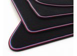 Tappetini Adatti Per Bmw F10 F11 (2010-2013) Tappetini Auto Di 4 Pezzi Velours Nero, Bordo Intrecciato Blu Rosso