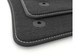 Tappetini Adatti Per Skoda Karoq Dal 2017 Accessori Di Tappetini Per Auto 4 Pz. Velours Cuciture Decorative Bianche