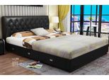 Letto Chesterfield Di Design Camera Da Letto Rivestimento In Pelle Tessile Mobili Italiani