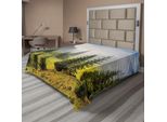 Abakuhaus Lenzuolo Da Letto Bosco, Abeti Su Prato Tra Pendii Con Foresta Di Conifere Nella Nebbia Prima Dell'alba, Lenzuolo Superiore Morbido E Confortevole Per Un Letto Decorativo 1 Pezzo 266 Cm X 260 Cm, Bianco Verde
