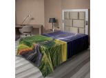 Abakuhaus Lenzuolo Naturale, Tempesta Estiva Appare Con Un Lampo Sul Campo Illuminazione Solare Tema Energetico, Morbido E Confortevole Lenzuolo Superiore Per Un Letto Decorativo 1 Pezzo 260 Cm X 168 Cm, Verde Blu
