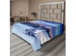 Abakuhaus Lenzuolo Invernale, Paesaggio Invernale Surreale Con Alte Cime Montuose E Conifere Innevate, Morbido E Confortevole Lenzuolo Superiore Per Un Letto Decorativo 1 Pezzo 275 Cm X 260 Cm, Blu Bianco