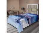 Abakuhaus Lenzuolo Invernale, Paesaggio Invernale Surreale Con Alte Cime Montuose E Conifere Innevate, Morbido E Confortevole Lenzuolo Superiore Per Un Letto Decorativo 1 Pezzo 260 Cm X 168 Cm, Blu E Bianco