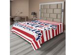 Abakuhaus Lenzuolo Con Proverbio, Don't Stop Dreaming Citazione Stampa Su Strisce Tema Nazionale, Lenzuolo Morbido E Confortevole Per Un Letto Decorativo 1 Pezzo 275 Cm X 260 Cm, Rosso Indaco