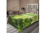 Abakuhaus Lenzuolo Paesaggio, Scena Naturale Nei Toni Del Verde Con Montagne E Alberi, Morbido E Confortevole Lenzuolo Superiore Per Un Letto Decorativo 1 Pezzo 260 Cm X 168 Cm, Verde Lime Giallo Verde