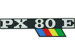 Emblema Rms / Scritta " Px 80 E "" Colorata Compatibile Con Vespa Px 80 E Lusso - 2 Perni 130X33Mm Interasse 105Mm"