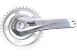 Guarnitura Sunrace 38T, Lunghezza Pedivella 170 Mm. Argento, Alluminio, Senza Gioco. Copertura 95 Mm. Profondità 0 Mm