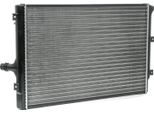 Maxgear AC221021 - Oe 1K0121251AB Radiatore, Raffreddamento Motore Per A3 (8P), Tt (8J), Altea (5P), Leon (1P1), Toledo Iii (5P2), Octavia Ii (1Z), Superb Ii (3T), Yeti (5L), Maggiolino (5C), Glc, Caddy Iv (Sa), Caddy Iii (2C, 2K), Touran (1T), Scirocco, Passat Cc (357), Passat (365, 362), Passat (3C), Jetta Iv, Jetta Iii (1K2), Golf Vi, Golf V (1K), Golf Plus (5M), Eos (1F), Cc (358)