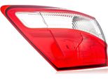 Tyc 11-12352-06-2 - Oe 26555 BR00A Lampada Combinata Posteriore, Sinistra, Parte Esterna Per Qashqai +2 I (J10)