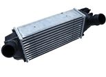 Maxgear AC630045 - Intercooler Oe 1776956 Per B-Max, Ecosport, Fiesta Vi, Tourneo Connect, Transit Courier