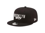 New Era 9FIFTY Brooklyn Nets Script Logo Snapback Cap - Gr. Sm