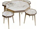 Elegante Tavolino In Legno Beige In Stile Moderno