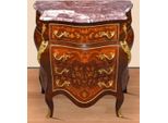 Casa Padrino Cassettone Barocco Intarsiato Marrone / Oro / Rosso - Cassettone In Stile Antico Fatto A Mano Con 4 Cassetti E Piano In Marmo - Mobili Barocchi
