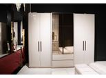 Armadio In Legno Beige Moderno Ed Elegante