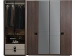 Armadio In Legno Marrone, Moderno Ed Elegante