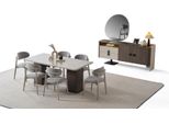 Elegante Set Per Sala Da Pranzo In Legno Beige Con Tavolo E Sedie