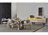 Elegante Tavolo Da Pranzo In Legno Di Colore Beige Con Sedie E Console