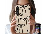Custodia Per Samsung Galaxy M16 5G - Nastro Beige Cocards Motivi Alla Moda