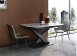 Gruppo Sala Da Pranzo Design Tavolo + 2 Sedie Seduta Imbottitura Set Tavoli Poltrona