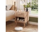 Comodino In Legno A Due Elementi Con Cassetti, Maniglie In Legno E Gambe In Legno Massiccio.