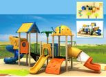 Grande Parco Giochi Per Bambini Scivoli Colorati Ampia Torre All'aperto