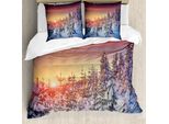 Set Copripiumino Invernale Abakuhaus, Paesaggio Innevato Con Alba Crepuscolare Nella Foresta Di Montagna, Foto Di Natura Serena, 155 X 220 Cm + 80 X 80 Cm, Bianco Rosso