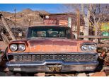Fototapete Papermoon "Altes Auto", Bunt, B:4,5M L:2,8M, Vlies, Tapeten