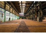 Fototapete Papermoon "ARCHITEKTUR-LOST Space Fabrik", Bunt, B:4,5M L:2,8M, Vlies, Tapeten