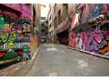Fototapete Papermoon "Graffiti-Gasse", Bunt, B:4,5M L:2,8M, Vlies, Tapeten
