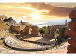Fototapete Papermoon "Altes Theater", Bunt, B:3,5M L:2,6M, Vlies, Tapeten