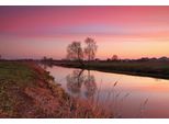 Fototapete Papermoon "Fluss Durch Feld", Bunt, B:4,5M L:2,8M, Vlies, Tapeten