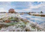 Fototapete Papermoon "Fluss In Schneelandschaft", Bunt, B:3,5M L:2,6M, Vlies, Tapeten