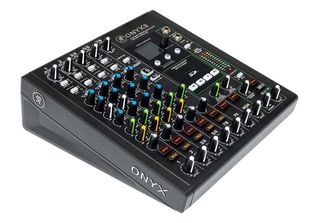 Mackie ONYX8