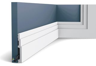 Battiscopa A Pavimento Orac Decor Modern SX180 Stile Moderno 2 M