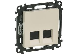 Doppelter Presa Per Computer RJ45 Cat 5E. Utp Valena Life Legrand - Crema