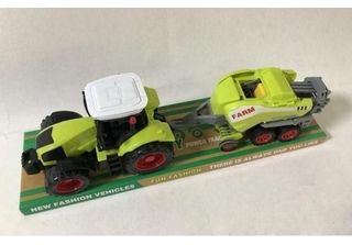 Trattore Con Macchine Agricole