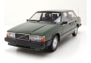 Volvo 740 Gl 1986 - 1:18 - Minichamps