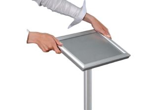 Update Displays UDMB6005A4 PlakatbodenstäNder/MenüB. A4