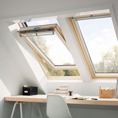 VELUX Dachfenster GGL 3069 Schwingfenster klar lack ENERGIE Hitzeschutz, 66x140 cm (FK08)