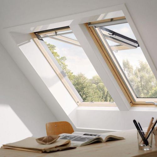 VELUX Dachfenster GPL 3069 Klapp-Schwing-Fenster Holz klar lack ENERGIE Hitzeschutz, 134x140 cm (UK08)