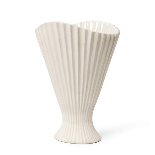 ferm LIVING - Fountain Vase, H 30 cm, off-white