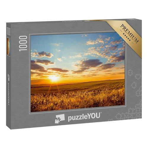 puzzleYOU Puzzle Goldene Morgendämmerung über endlosen Feldern